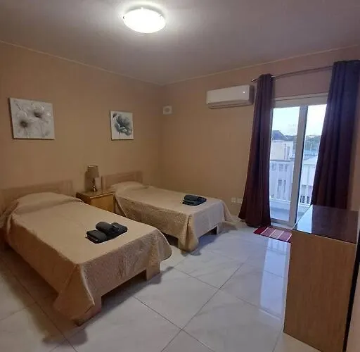 Appartement Large 3 Bedroom - Bugibba St. Paul's Bay