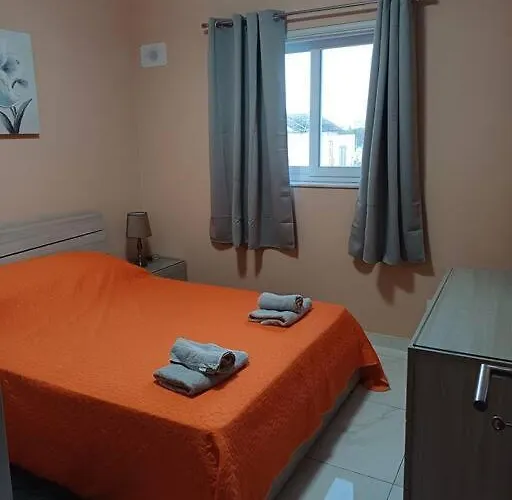 Large 3 Bedroom - Bugibba Appartement St. Paul's Bay